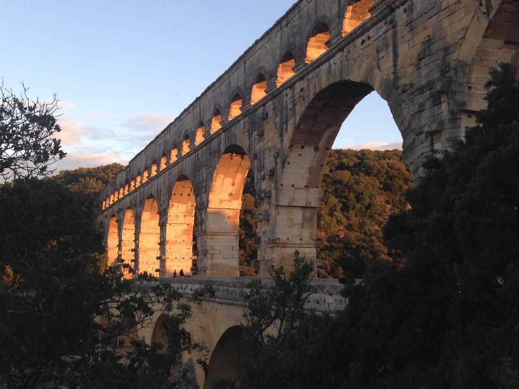 Le Cherche Midi, Entre Nimes, Le Pont Du Gard, Uzes, Arles Marguerittes Eksteriør billede